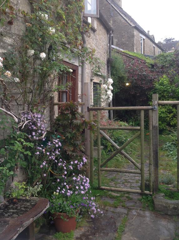 Dove Cottage Bisley  Exterior foto